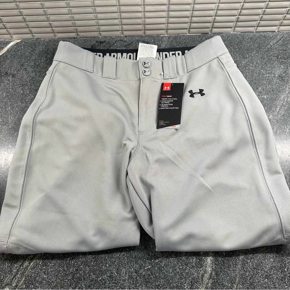 Under Armour Strikezone 1317043 Women's Cropped Fastpitch Softball Pant - Picture 3 of 6
